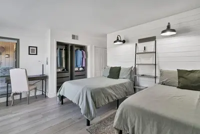 Image de Greenside Getaway️! Walk to Clubhouse and Cradle! Panoramic Golf Views!