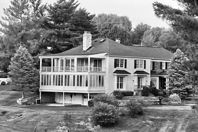 Image de Book your Pga vacation home on the golf course.