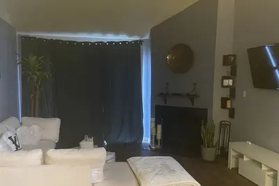 Image de Cozy 2 bedroom condo with loft