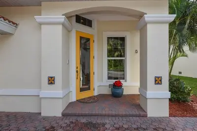 Image de Luxury Villa One Mile From The Gulf of Mexico/Anna Maria Island! !