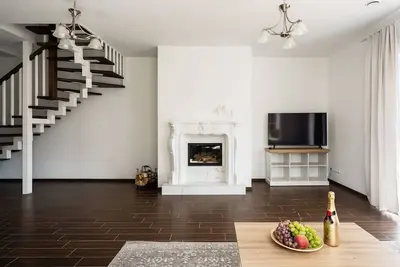 Image de 2 House Between two lakes