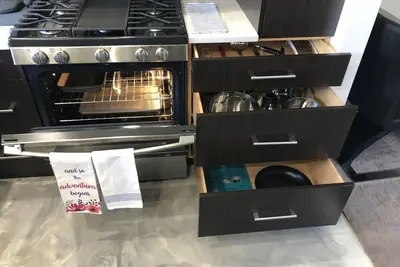 Image de Large 3 Bed Apartment in Lyndhurst close to Nyc