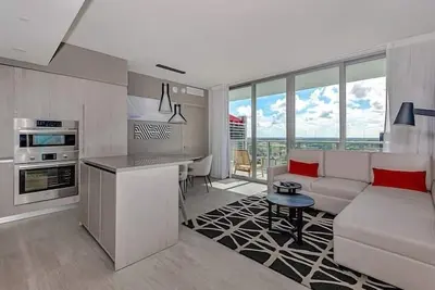 Image de Beautiful Waterview Condo at Hyde Beach House 3104