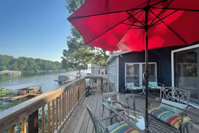 Image de **New** Private retreat, No wake cove