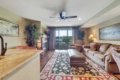 Image de Lake Charlevoix Balcony Views | Downtown Charlevoix | Pool, Hot Tub, Sauna