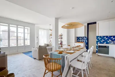 Image de Massilia Blue - Grand appartement refait à neuf avec vue sur le Vieux Port