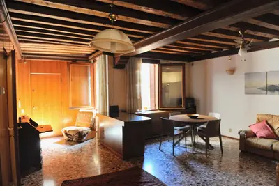 Image de Bright apartment in the heart of the historic center 3 minutes from St. Mark's Square