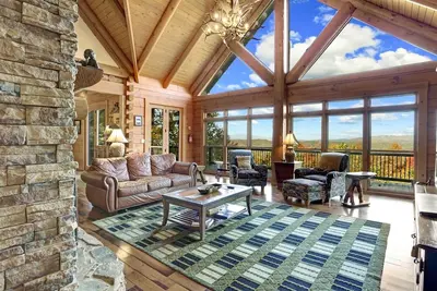 Image de Blessings-Spectacular Mtn. Views, Outdoor Gas Fireplace, Pool Table