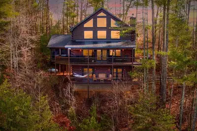 Image de Hot Tub & Stunning Mountain Sunset Views Cabin
