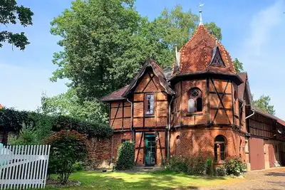 Image de Living in a tower - vacation in the country