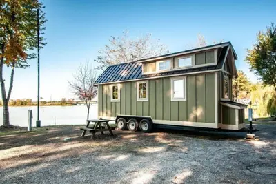 Image de Windsor Cottage at River Rocks Landing
