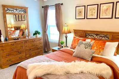 Image de Spacious & comfy home in ultra-convenient location