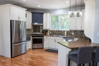 Image de Sunset Haven Waterfront Lake House - Four seasons