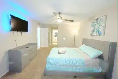 Image de Clean Luxury 2brm apartment with balcony