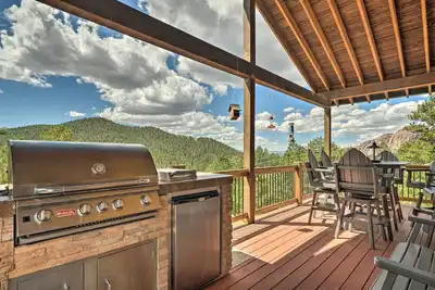 Image de Cripple Creek Mountain Getaway w/ Hot Tub & Views!