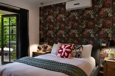 East St 1 - tranquil escape, cosy charm