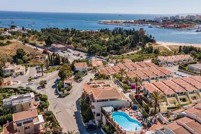 32 V. C: Casa Figueira Fabulous Townhouse in Ferragudo