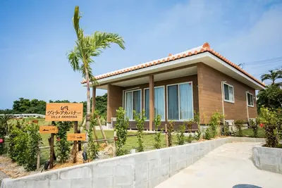 Image de A condominium featuring red roof tiles  It is a q / Miyakojima Okinawa