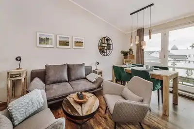 Image de Location-Appartement-Balcon-Salle de bain privée séparée