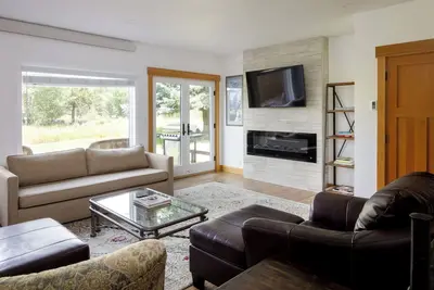 Image de Outpost: Teton Shadows Cathedral A