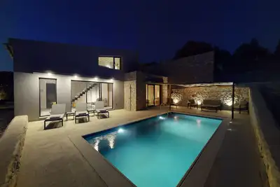 Image de Daelia Villas I of 3 Luxury Villas, private pool, in an enclosed olive grove