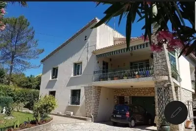 Image de Hébergement de Trepeloup