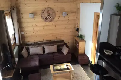 Image de 4 pièces 6 personnes exposé est