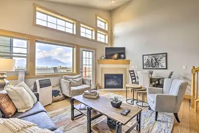 Image de 7 Mi to Slopes: Main Street Condo in Dillon