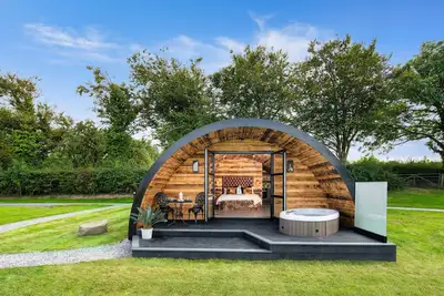 Image de The Piglet Pod, romantic, luxury holiday cottage in Llanarth