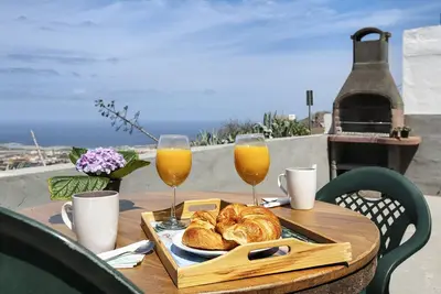 Image de Casa Buenavista : animaux acceptés, vue mer et montagne, terrasse privée, Wi-Fi