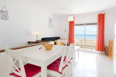 Image de Villa 'Casa con Vistas al Mar Costa Bra' avec vue sur la mer, piscine partagée et Wi-Fi