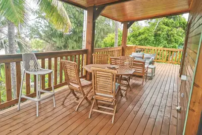 Image de Homerez - Chalet familial à Saint-Leu avec vue sur mer et montagnes