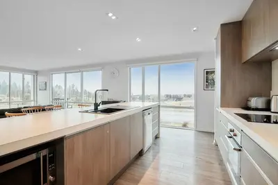 Image de Queenie's Lakeview Star - 2 Bedrooms