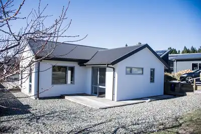 Image de Josephine's Lakeside Star - 5 Bedrooms