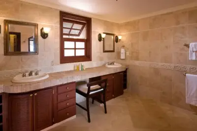 Image de 1br/2ba with Kitchen & Private Roof Top Deck w/ Pool