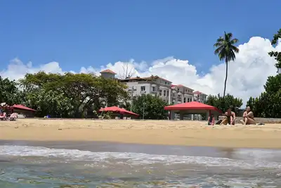 Image de Pelicano Condo #7 Sleeps up 6, beach front, pool, gazebo, beach rentals