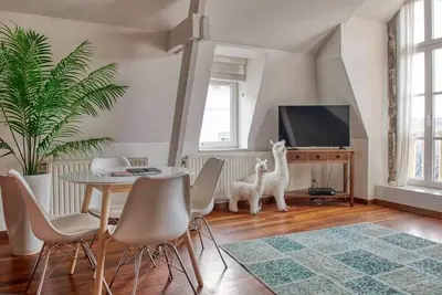 Image de Unique Duplex with Urban Terrace