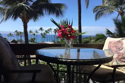 Image de Ocean View 2b2b, Steps to Beaches/Shops, Top Floor, Ac in every room, Pool