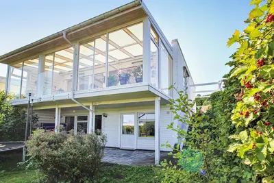 Image de Superbe maison de 2 chambres à Båstad