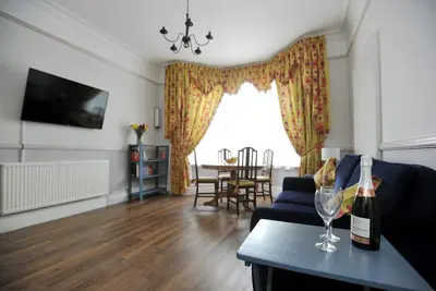 Image de An apartment that sleeps 4 guests in 1 bedroom