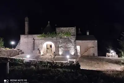 Image de Trullo Pietro, is nestled in the heart of the Itria Valley, precisely on the cic