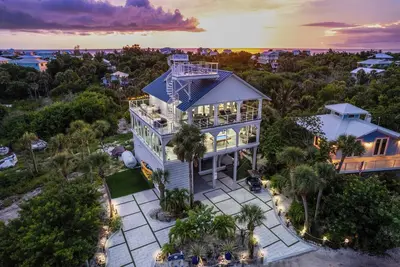 4 Bedroom Beach Home on a Private Island with a Private Pool
