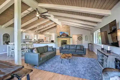 Image de Swim Spa & Private Tavern: Sedona Hideaway!