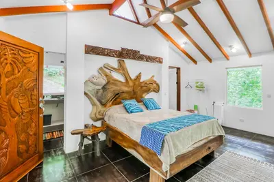 Dreamy Off Grid Jungle Escape W/ Shared Pool, Waterfalls & Hiking Trails