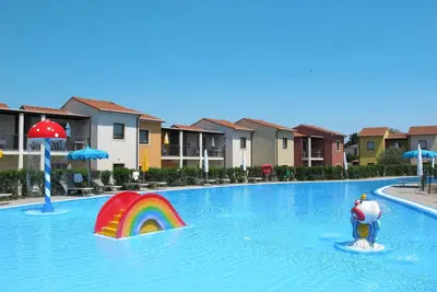 Confortable appartement pour 6 personnes avec climatisation, piscine, Wifi, Tv, terrasse et parking