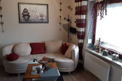 Image de Bright 2-room apartment (48 sqm) for 2 people with large terrace and garden