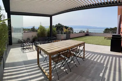 Image de Immodreams - L'Attik vue lac avec terrasse de 80m2