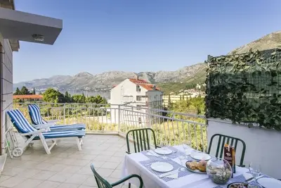 Image de Apartment Kolic - Two-Bedroom Apartment with Terrace and Sea View