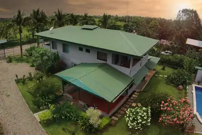 2story House With Private Pool/large Balcony in the Countryside