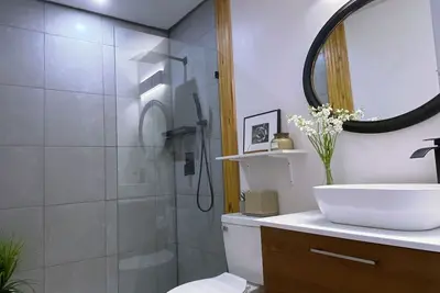 Image de Chic Modern Retreat 5bed/3bath House w/private outdoor pool